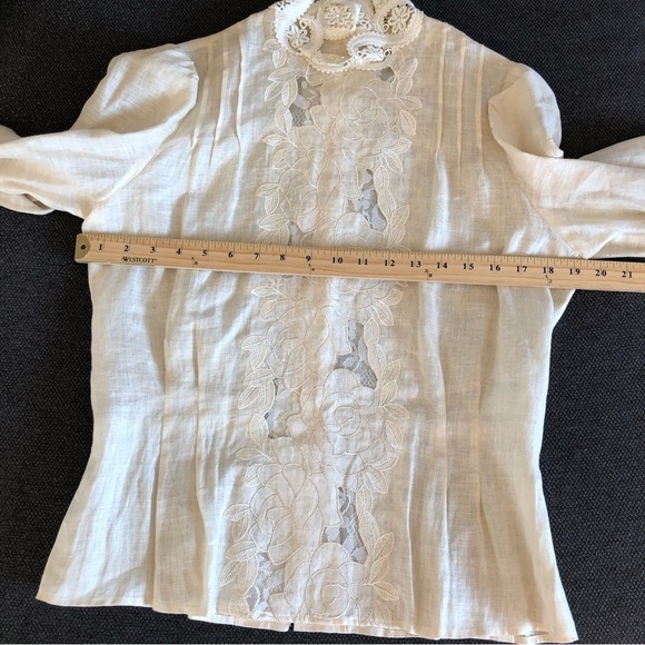 VINTAGE ivory linen lace Coquette Romantic blouse S - Picture 5 of 10